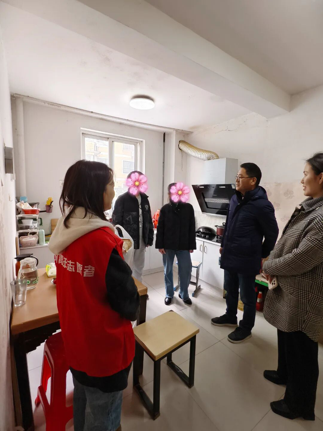 传承雷锋精神 情暖校园学子1.png